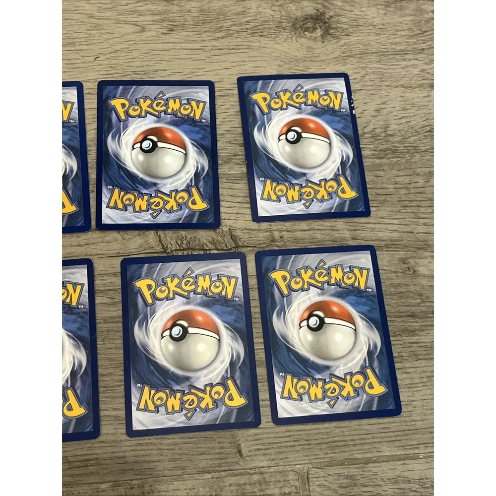 Pokémon Trading Cards Collection Bundle Of 10 Cards